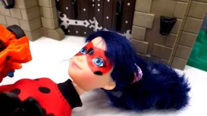 Танос, Шреддер и Джокер против Леди Баг, Супергёрл и Аленки из Сказочного Патруля! — Кто победит?