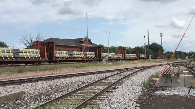 UP and CPKC Action in Clinton, IA w KCS SD70MACs and ADM switching job 07/20/24 смотреть онлайн