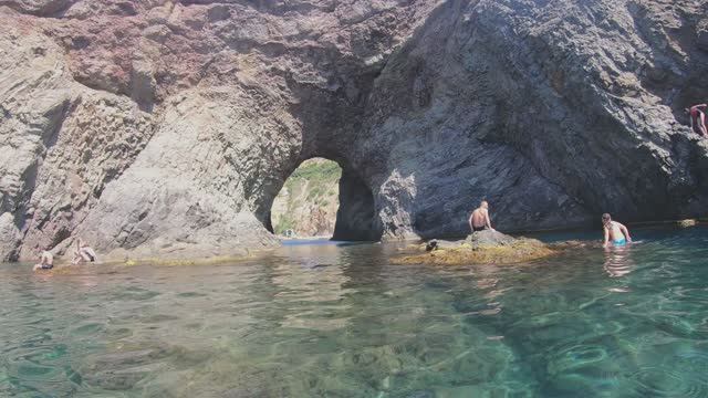 КРЫМ 2024. Мыс Фиолент "ЦАРСКИЙ ПЛЯЖ" - пляж с которого сложно уйти, в прямом смысле этого слова!