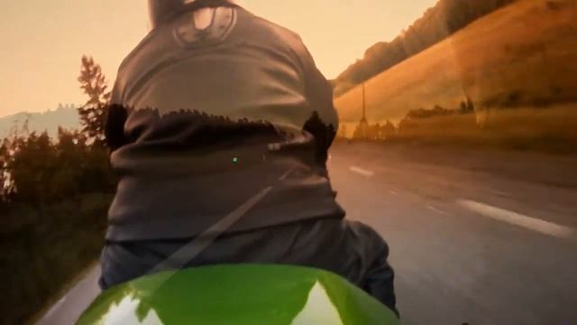 Kawasaki ZX-12R смотреть онлайн