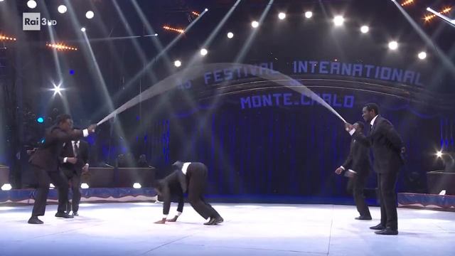 45° Festival del Circo di Montecarlo / Black Blues Brothers - Скакалка (2023) HD