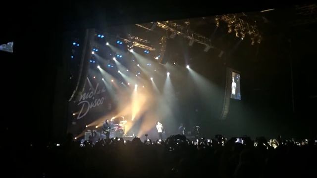 Концерт Panic! At the Disco в Москве, 2 июня 2016 года - I write sins not tragedies