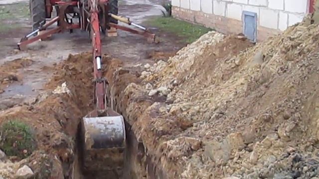 Самодельный экскаватор копаю траншею смотреть онлайн