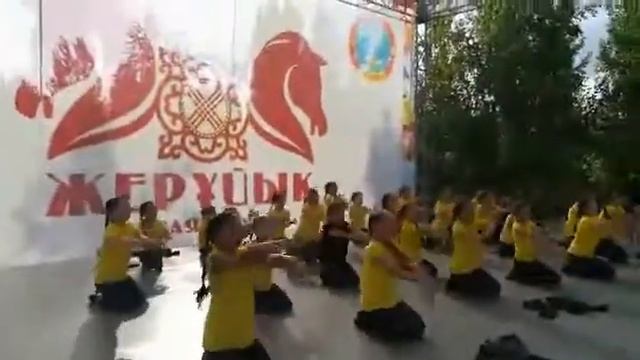 Все танцуют командой смотреть онлайн