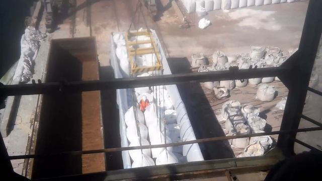 Опасная работа погрузка биг бэгов в вагон смотреть онлайн