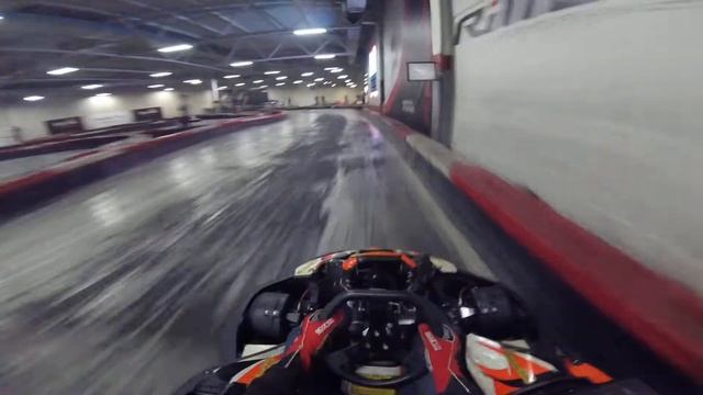 Тренировка по воде - Karting training in the wet