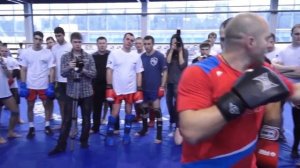 Работа в стойке. Часть 6. Удары руками