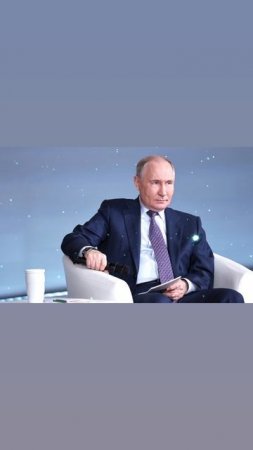 С наступающим!