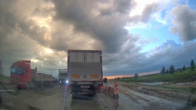 Р-402 под Ялуторовском: последствия страшной аварии | Кадры с места ДТП
