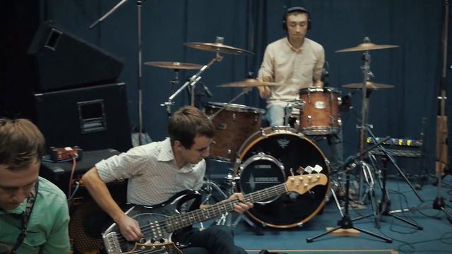 ЕэЛэФ - Доктор (live in studio) смотреть онлайн