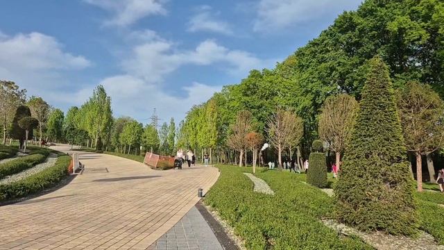 Парк Галицкого "Краснодар".
1 Мая 2025.