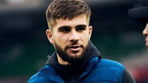 Футболист "Факела" Дзиов сломал ногу в матче в матче 26-го тура РПЛ