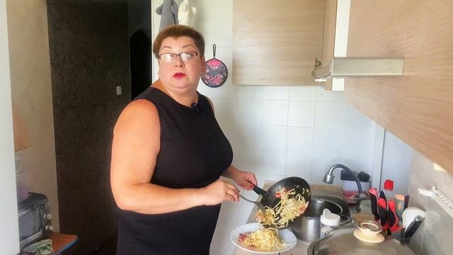 Приготовим и пожрем/Все просто ,как в СССР 😉Макароны с яичком и сырком/МУКБАНГ