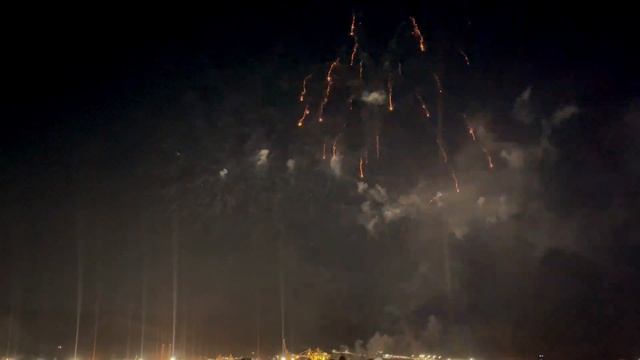 Новороссийск. Набережная. САЛЮТ. День ВМФ live love like новороссийск