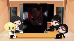 Реакция зайчика на Антона как Ханма а Катя как Кисаки