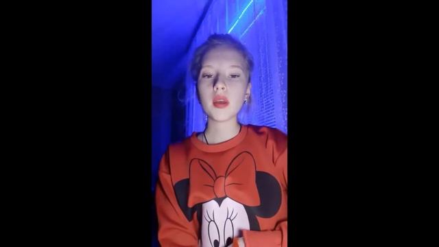 Поэтический марафон: читает Виктория Смирнова