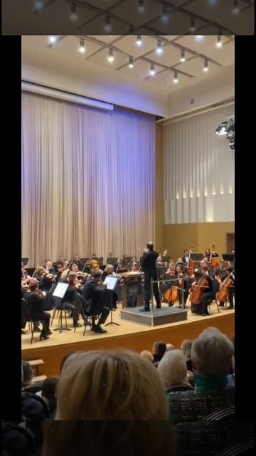 А. Хачатурян. Танец с саблями из балета "Гаянэ". Дирижер Михаил Мосенков. смотреть онлайн