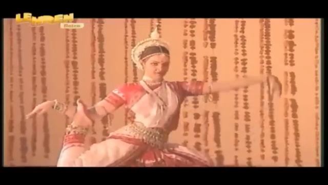 Хема Малини: 10 скандалов чуть не погубивших актрису "Зиты и Гиты"/ Индийский клуб смотреть онлайн