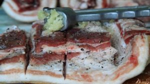 Рулет из свиной брюшины, запеченный в духовке