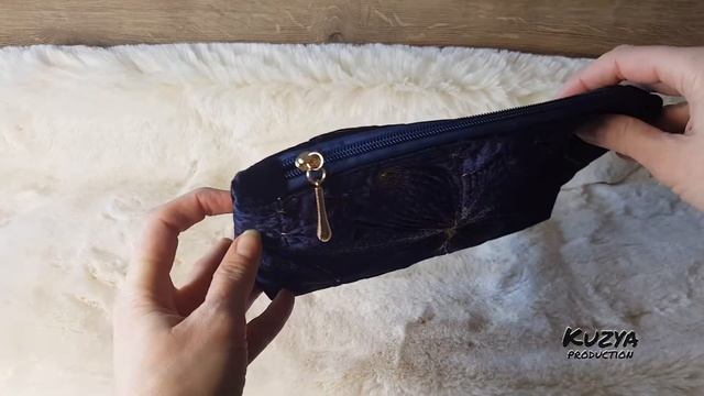 Blue velvet clutch - cosmetic bag. The birth of a new star and planets | Клатч-косметичка из бархат