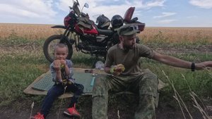 Заброшенные тропы на мопеде – испытание для отца и сына!