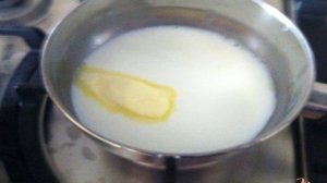 Воздушное пюре с шафраном.