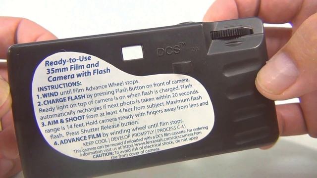 SpongeBob SquarePants 35mm Disposable Film Camera with Flash смотреть онлайн