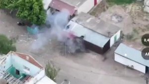 Украинские террористы ударили дронами по заполненному людьми рынку в Алешках