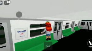 Играю в толкашки под поезд.