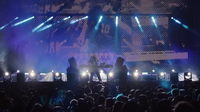 В тишине я слышу бит