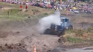Трактора видео Смотреть приколы про трактора Ржака, очень смешно/