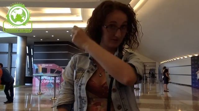 Эксклюзивные кадры с МЕГАфорума 2015 смотреть онлайн