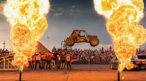 Идём на шоу каскадёров