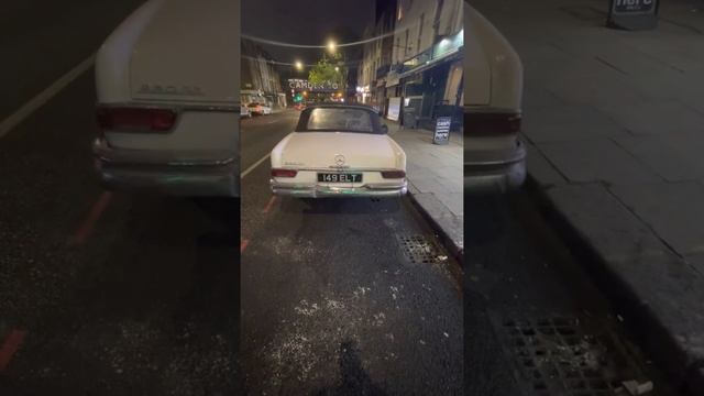 Mercedes Benz 280 SE Collectors item classic car vintage Night cruise walk around смотреть онлайн