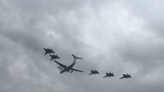 21.05.2016, Кубинка, авиашоу в честь 25-ти летия пилотажных групп "Стрижи" и "Русские витязи".