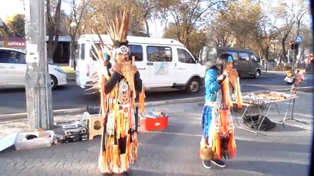 Индейцы из Эквадора в Астрахани- Now I Feel Alive