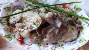 Вешенки,тушеные с белыми баклажанами