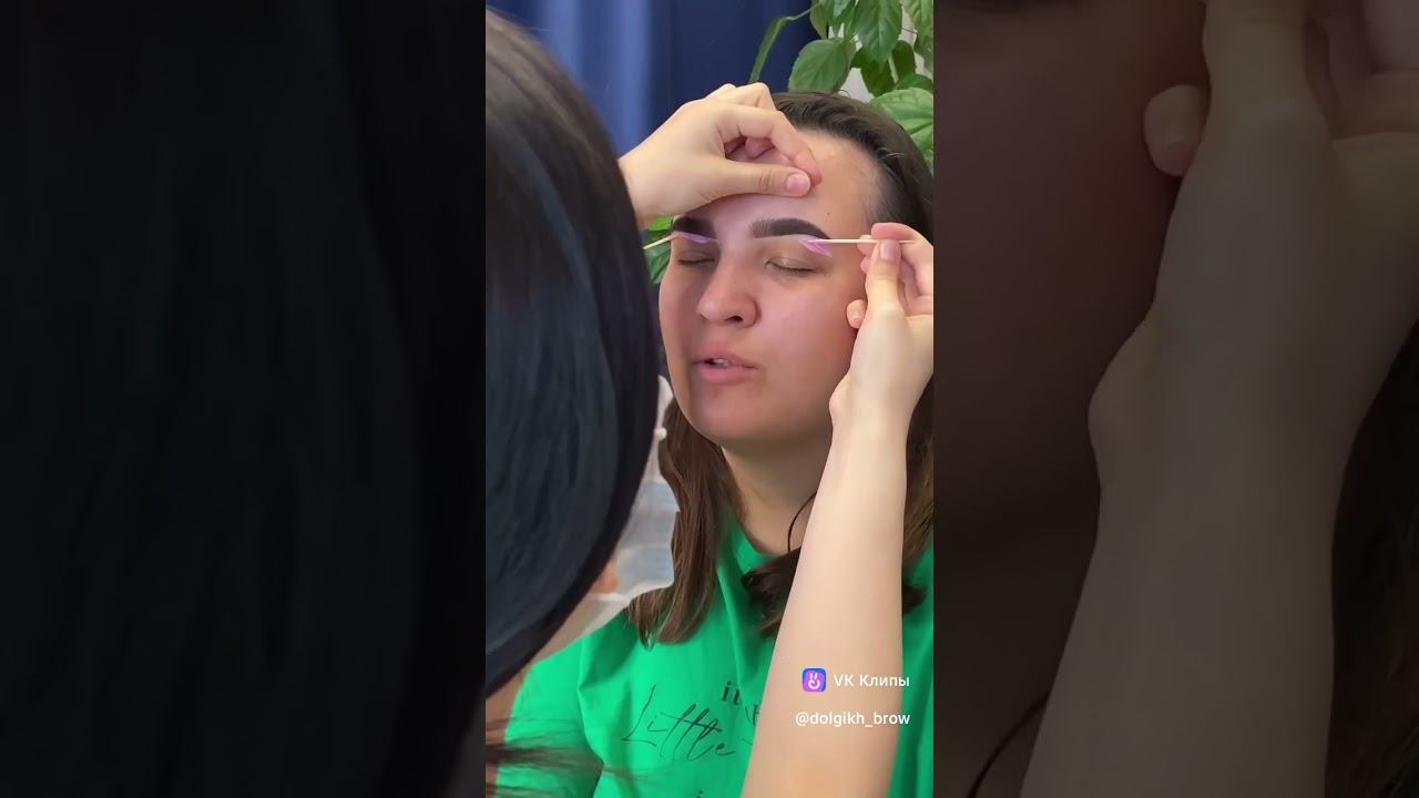 Провела обучение перед отпуском для работающего мастера. Разбирали колористику краски #дубровей смотреть онлайн