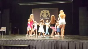 Детская дискотека в Турции с аниматорами.