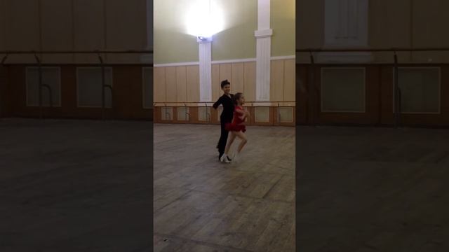 Крутая ча ча от Жени и Даниэллы