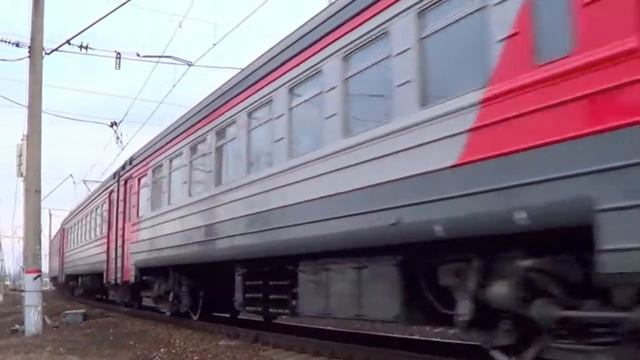 Электропоезд ЭР2К-1157:-)