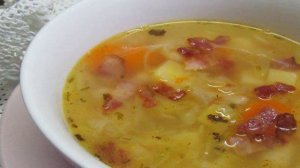 Овощной суп с квашенной капустой на беконе