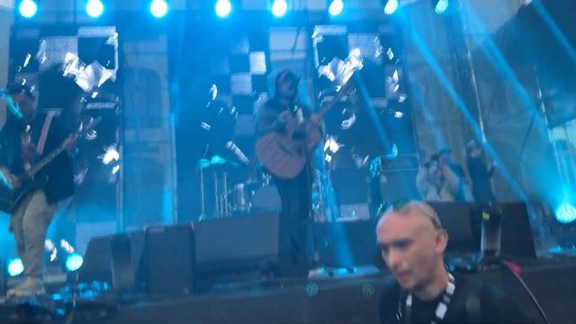 Три Дня Дождя вызвали дождь — Перезаряжай (31.07.24, @Двор Гостинки, Санкт-Петербург)