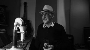 Mack the Knife Louis Armstrong  (rus.cover) parody Shiroka Strana by Farxad Shuravee