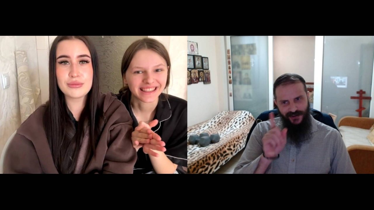 Я люблю ЖРАТЬ это мой смысл жизни! У меня зависимость от еды.