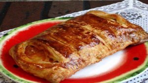 Слойки с курицей и грибами