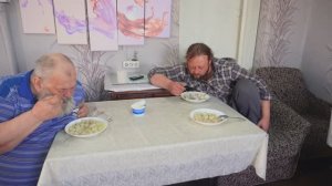 Утро в Сибири Кушаем пельмешки на кухне ПОДВАЛ ИЛЬИЧА ЖИЗНЬ В ДЕРЕВНЕ С КОШКАМИ И РОДИТЕЛЯМИ