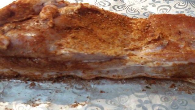 Грудинка  из свинины запеченная в пряных специях