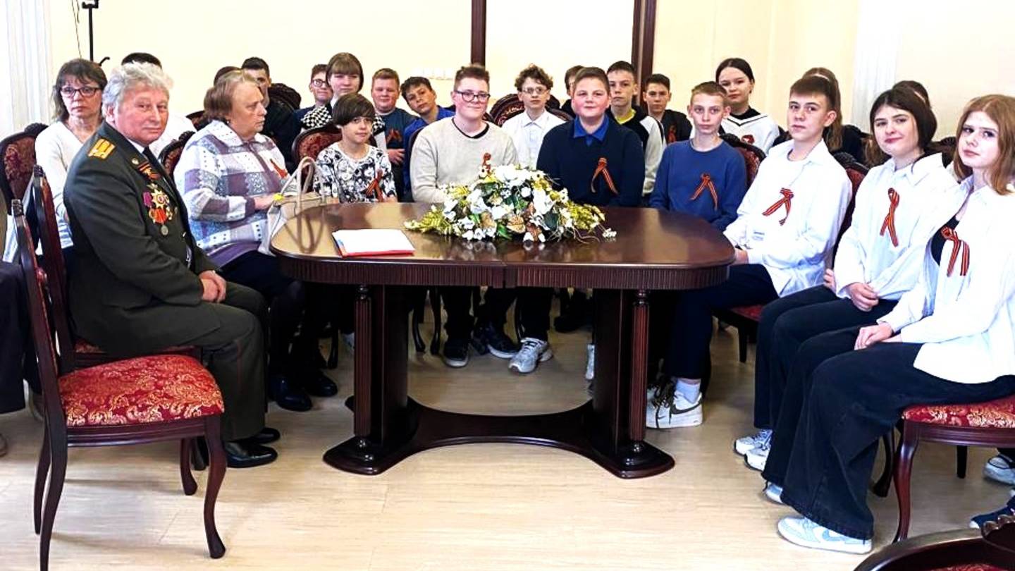 ЗАГС и крепкая фронтовая семья смотреть онлайн