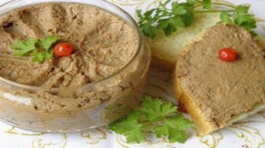 Паштет из куриной печени (классический вариант)